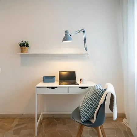 Indigo Design - 2br Balcony & Parking Mestre شقة البندقية