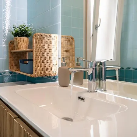 Indigo Design - 2br Balcony & Parking Mestre شقة *