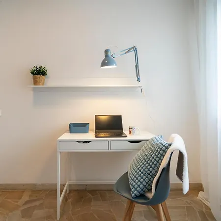 Indigo Design - Venice 2br Balcony Ac & Parking * Mestre